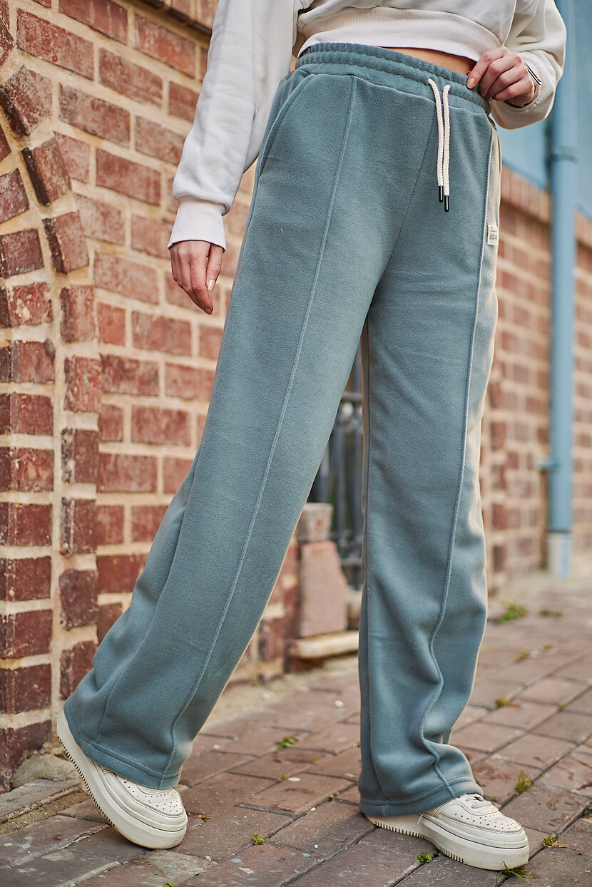 Twenty3 Kadın Polar Nervür Detaylı Etiketli Düz Paça Palazzo Eşofman Altı